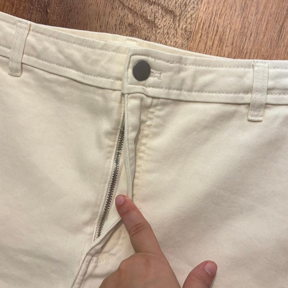NWOT Everlane The Utility Short In Bone Size 16 - Picture 8 of 8